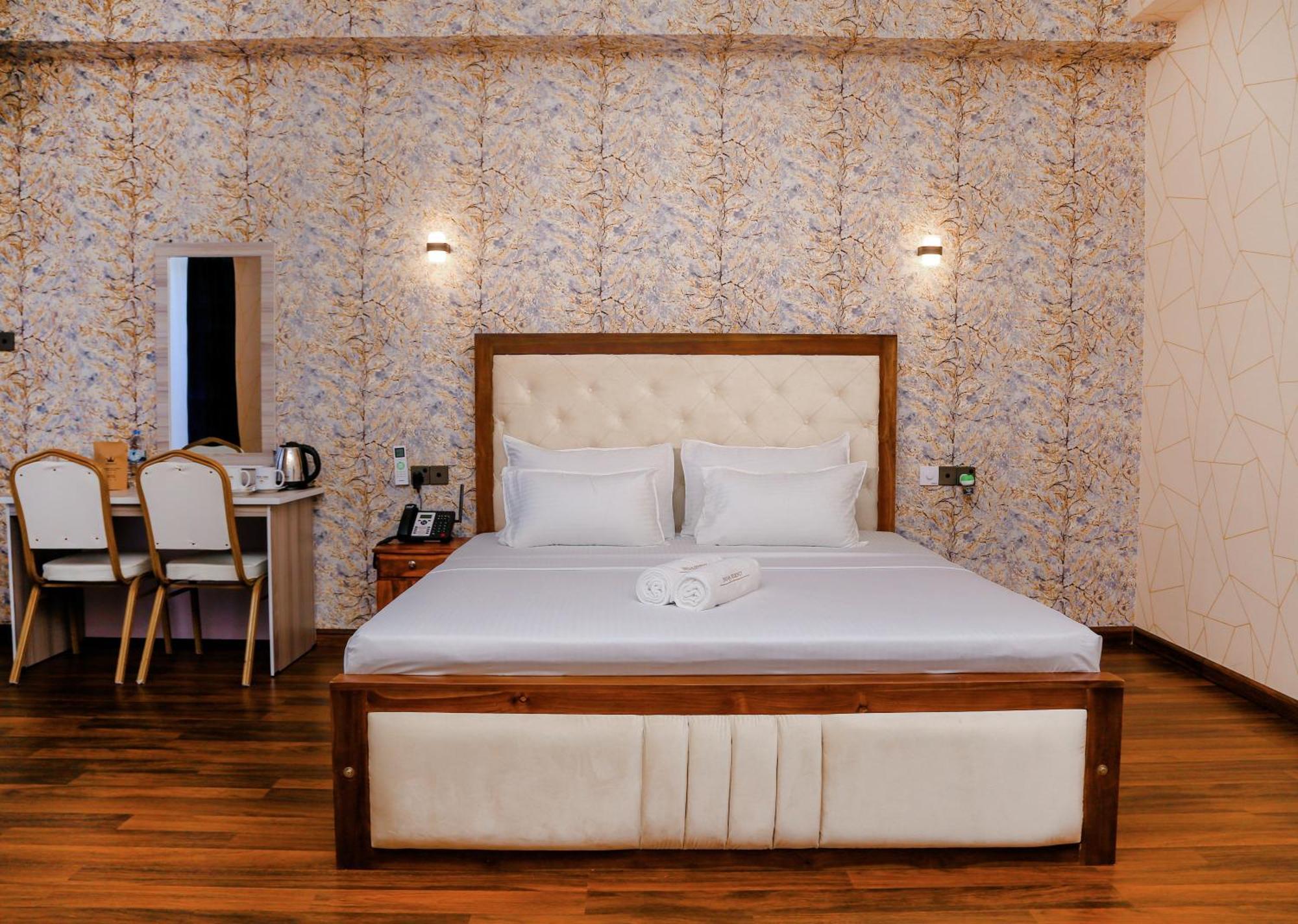 Crown Regency- Badulla Hotel Ngoại thất bức ảnh