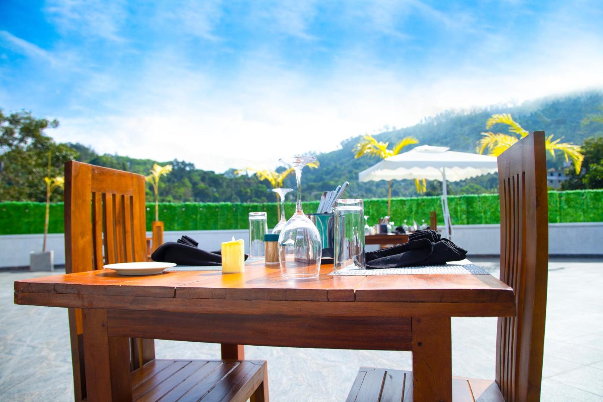 Crown Regency- Badulla Hotel Ngoại thất bức ảnh