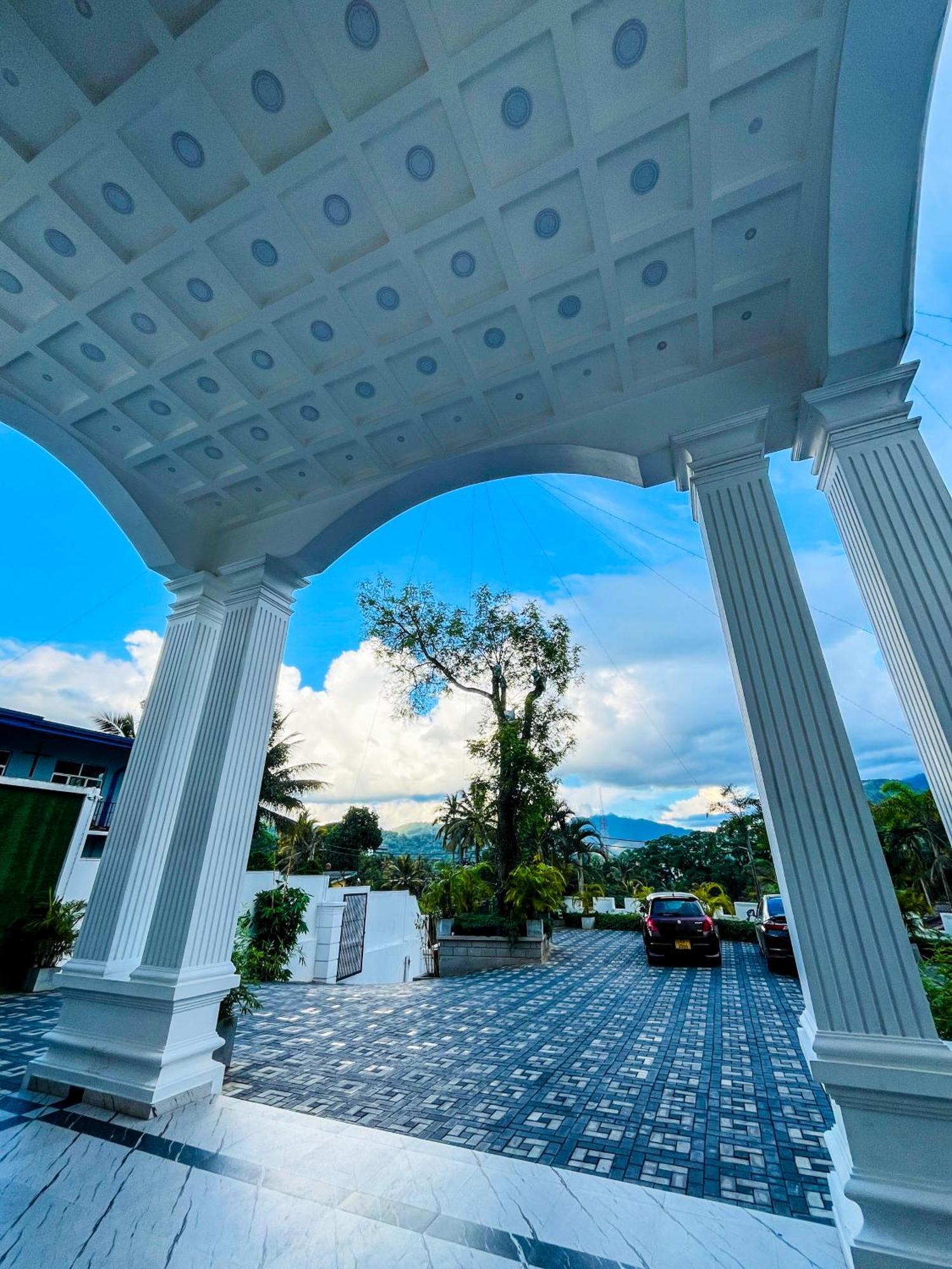 Crown Regency- Badulla Hotel Ngoại thất bức ảnh